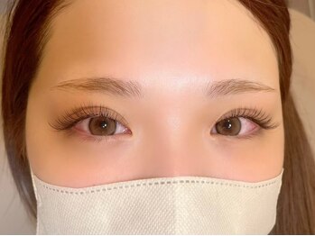 メロー(mellow)の写真/【フラットラッシュ￥3300～】目力UPで魅力的な目元へ◎目に合わせてボリュームが出るデザインをご提案♪
