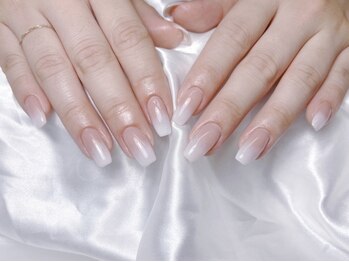 アールズネイル(R's Nail)の写真/トレンドのマグネット200種類以上のカラーから選べる♪指先に繊細な輝きをプラス◎