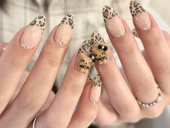 ソワレ(Soiree)/ヒョウ柄デザイン