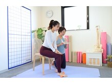 美姿勢トレーニング【小顔/骨盤矯正/姿勢矯正】