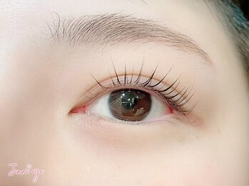 ヴァニーユ ルミネ新宿店の写真/【丁寧なカウンセリング×高技術】毎月300人以上のお目元を見てきた実績!!まつ毛のお悩み解消♪
