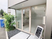 お店の外観です♪ C/Rカフェさんの横です！