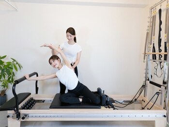 パーソナルマシンピラティス 恵比寿店の写真/健康的に<姿勢改善&しなやか美ボディメイク>人気の美容エクササイズ法パーソナルマシンピラティスを体験！