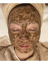 アンヴィウラ/ハーブピーリング