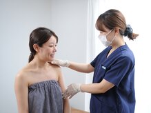 シーファイブメッドビューティ 新神戸店(C5medビューティ)の雰囲気（気になる部位を伺いながら施術致します。）