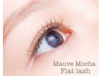 ショウイー 本店(Showy)の写真/春カラーで鮮やかな抜け感◎黒すぎない柔らかな印象で、目元映え！お子様連れOK気軽に立ち寄れるサロン