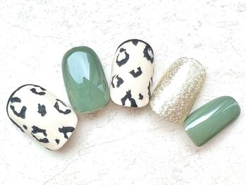 コーラルワン(CORAL ONE)/アニマル柄ネイル