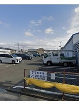 レハ(rehat)/駐車場/向かって右側32と33２台