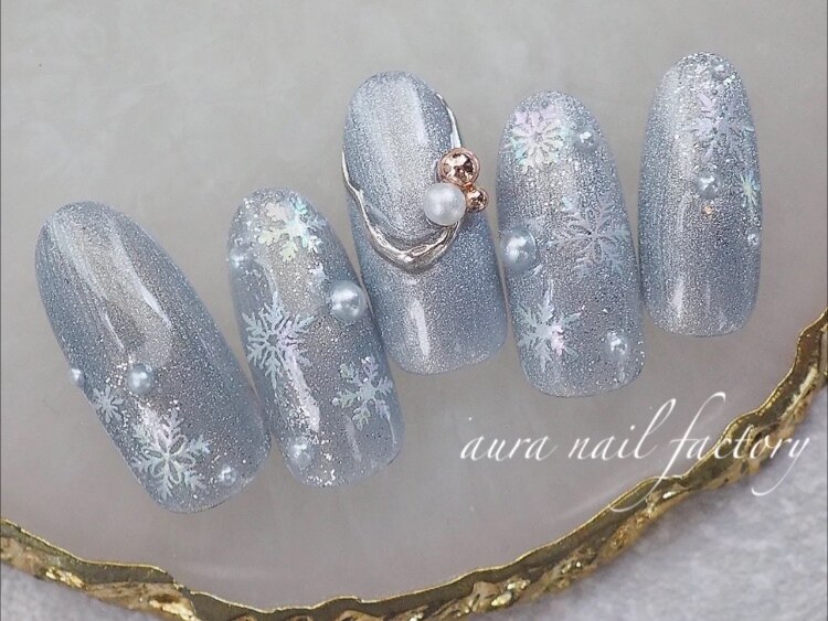 2026年冬トレンド】ブルー（青）のネイルデザイン集｜人気順