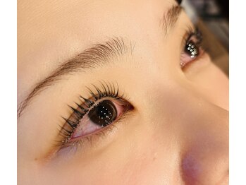 エムアンドエー(M&A)/パリジェンヌラッシュリフト