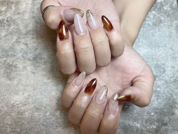 プラス ファースト(Plus 1st)/べっ甲ネイル by sasabe