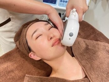 エステティック レイビス 川崎店(RAYVIS)の写真/トータルサロンで本気の顔脱毛を体験！毛穴の引き締まりとトーンアップを実現★素肌自信を手に入れよう♪