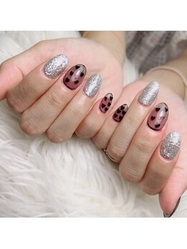 アートネイル ギャラリー(Art nail Gallery)/大人可愛いハートネイル