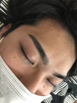 リュミエール(lash&brow lumiere)/メンズ眉毛スタイリング