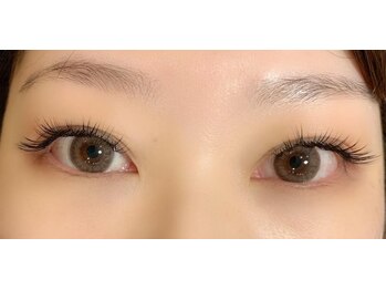 リーベアイラッシュ 東久留米店(Liebe eyelash)/ボリュームラッシュ300本