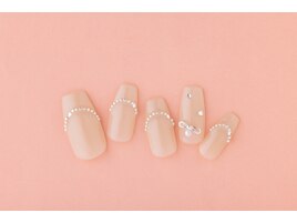 パーツを使ったフレンチネイル★