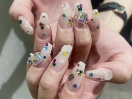 ビジューネイル
