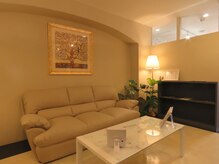 ルッソ 高松店/待合はこちら