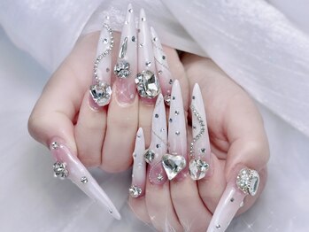 メリアネイルナンバ(Melia Nail Namba)の写真/【推し活・ライブに】華やかなゴテゴテ爆盛りネイルで圧倒的完成度◎長さだし×つけ放題がスピーディに完成