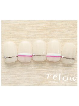 リロウ(relow)/8月のスタッフおすすめネイル♪