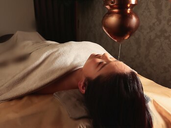 ブロッサムスパ(Blossom SPA)/アーユルヴェーダヘッドスパ