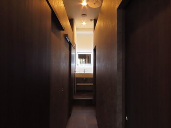 リスブラン(Lis Blanc)/廊下１