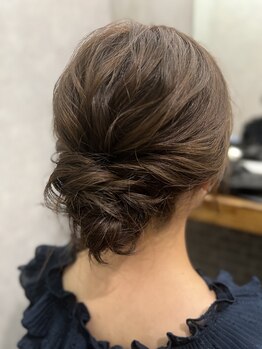 骨格リメイク バイ ムニ 恵比寿(骨格ReメイクbyMUNi)/ヘアセット[恵比寿]