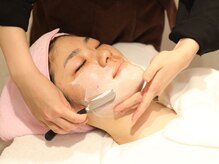 ルフレ(Reflet)/隅々の産毛をきれいに剃ります