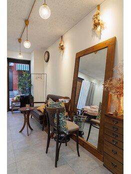 サラ デ ミレ(Sala de milae)/お部屋全体です♪