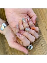 マニエネイル(mani e nail)/ニュアンスネイルと自爪育成