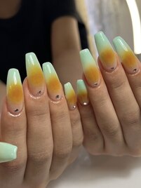 グラデーションネイル