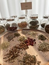 アジュ(aju)/ハーブリーディング