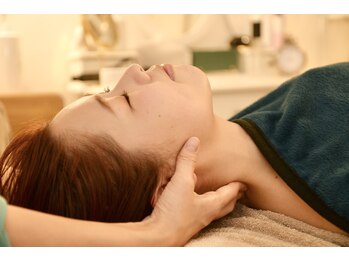 ウニカ(Unica)/Unica式小顔矯正