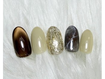 ジェムネイル(gem nail)の写真/秋を先取り！新規のお客様付け替え時オフ無料かつ定額プランにマグネットも選べるニュアンスネイルで彩る★