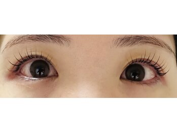 エム(M)/まつげパーマ/パリジェンヌ