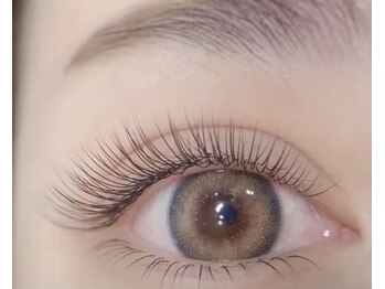 創健ビューティーの写真/【パリジェンヌ★3980円～】まるで自まつげみたいなナチュラルカールで“抜け感×上品”な大人EYEに♪