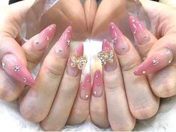 エスフィーネイルサロン ブリーユ(Esfy nailsalon Brille)の写真/浮かない&折れないスカルプ人気店★【ジェルチップ/長さだしつけ放題 ¥12700】他にはないパーツも無料★