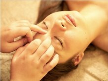 バリ風 アロマフラワーサロン/小顔コルギ【新横浜】