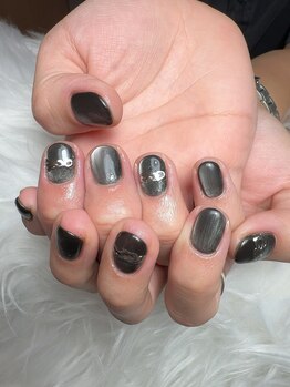 エイティピカル(Atypical)/メンズネイル