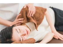 活瘉(KATSUYU)/猫背巻き肩はおまかせください！