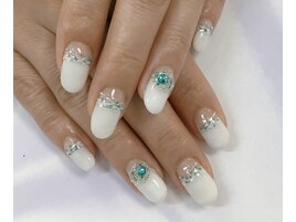 ホワイトネイル