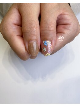 ウロネイルズ(ulo nails)/刺繍のような質感お花ネイル