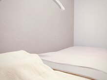 肌に優しいガーゼシーツを使用。エステお着替え(有・無)選べます