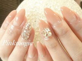 ビジューネイル