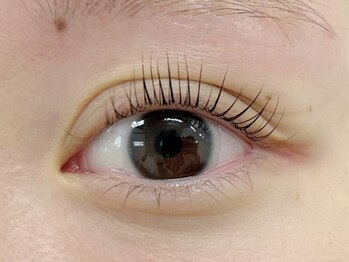 プラスアイ 銀座中央通り店/ピーナッツロッド 担当:菅