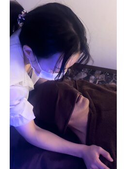 ふんわりコスモマッサージ/首のストレッチ