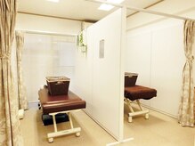 清潔感あるプライベート空間で丁寧な施術とカウンセリング人気