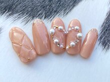 ターラ(Tara)/キラキラキルティングネイル