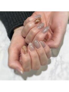 ブラウンネイル