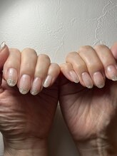 ルアナ(Luana)/キラキラグラデーションネイル